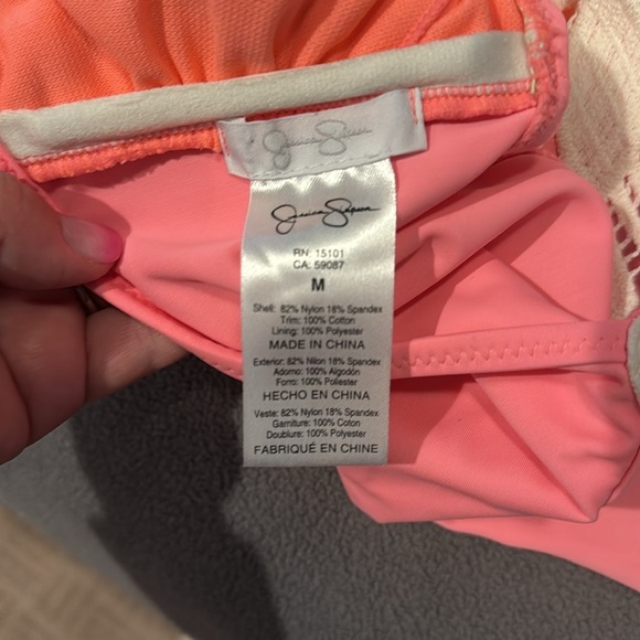 Jessica SimpsonTwo Piece Cami Flounce Fancy Back Bikini Swimsuit Peach. Size M - Picture 8 of 9